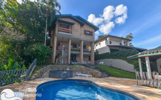 casa a venda na praia Domingas Dias em Ubatuba - Imobiliaria Villa Tenorio